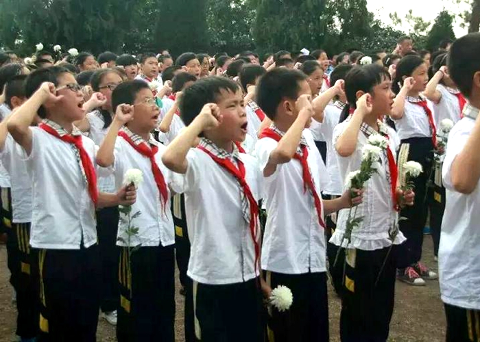 戰爭暮秋晨——小學部師生紀念抗戰英雄70周年