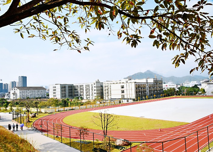高中部新運(yùn)動(dòng)場啟用 首屆田運(yùn)會即將拉開序幕