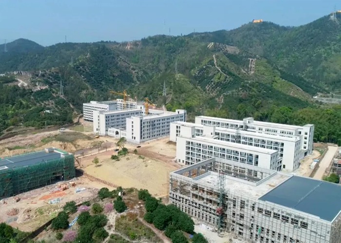 媒體報道 | 外語初中部新校區校園實景搶“鮮”看