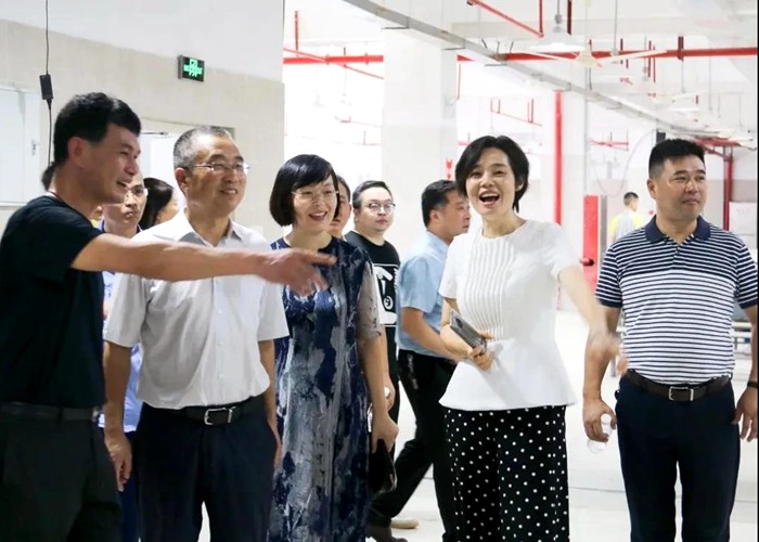 縣領導蒞臨我校初中部新校區檢查指導