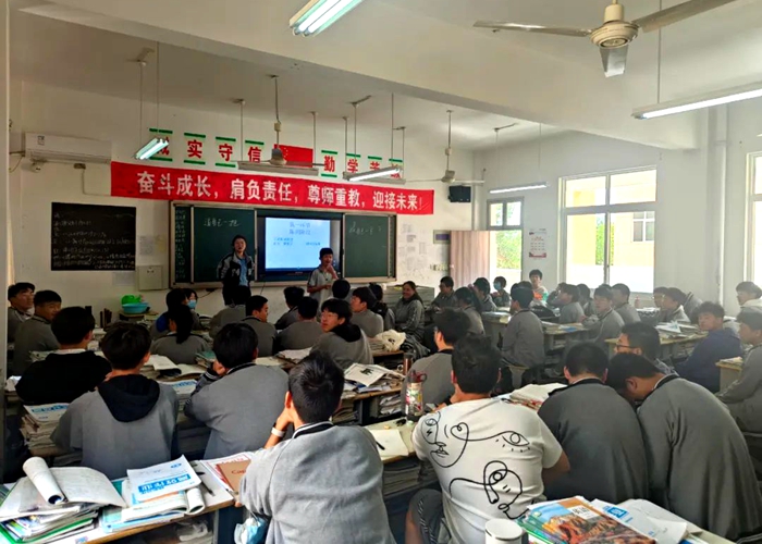 觀點碰撞，哲學思辨——高二政治組特色教學活動