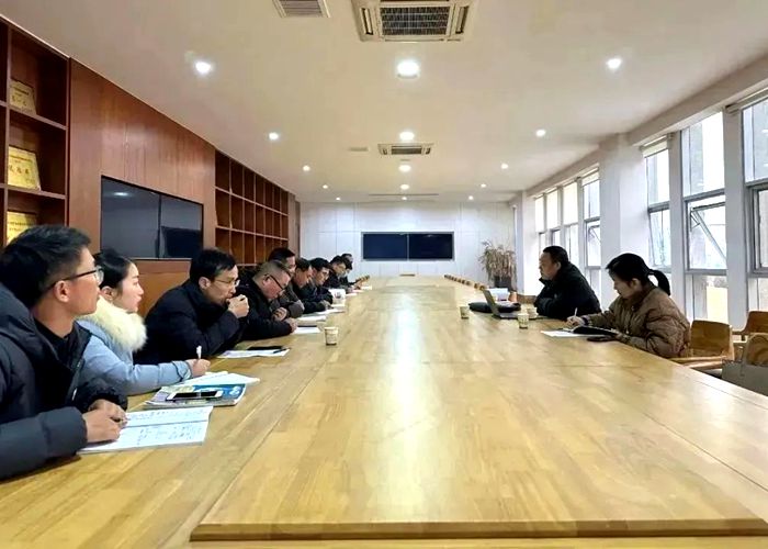 攜手共“研”促成長，全力以“復”創佳績 縣教育局領導一行蒞臨初中部調研指導